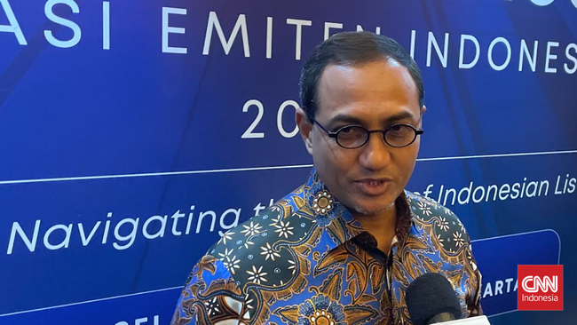 Otoritas Jasa Keuangan (OJK) buka suara terkait wacana pengelolaan dana wakaf produktif Masjid Istiqlal yang bakal masuk ke instrumen pasar modal.Kepala Eksekutif Pengawas Pasar Modal, Keuangan Derivatif, dan Bursa Karbon OJK Hasan Fawzi menegaskan p