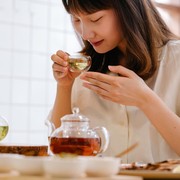3 Rekomendasi Teh Pembakar Lemak yang Bantu Turunkan Berat Badan