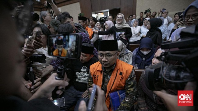 Jaksa: Utak-atik Kuota Haji, Ribuan Jemaah Gagal Berangkat