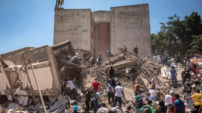 Video Detik-Detik "Gempa Terkuat Abad 21" Guncang Kolombia, 138 Tewas