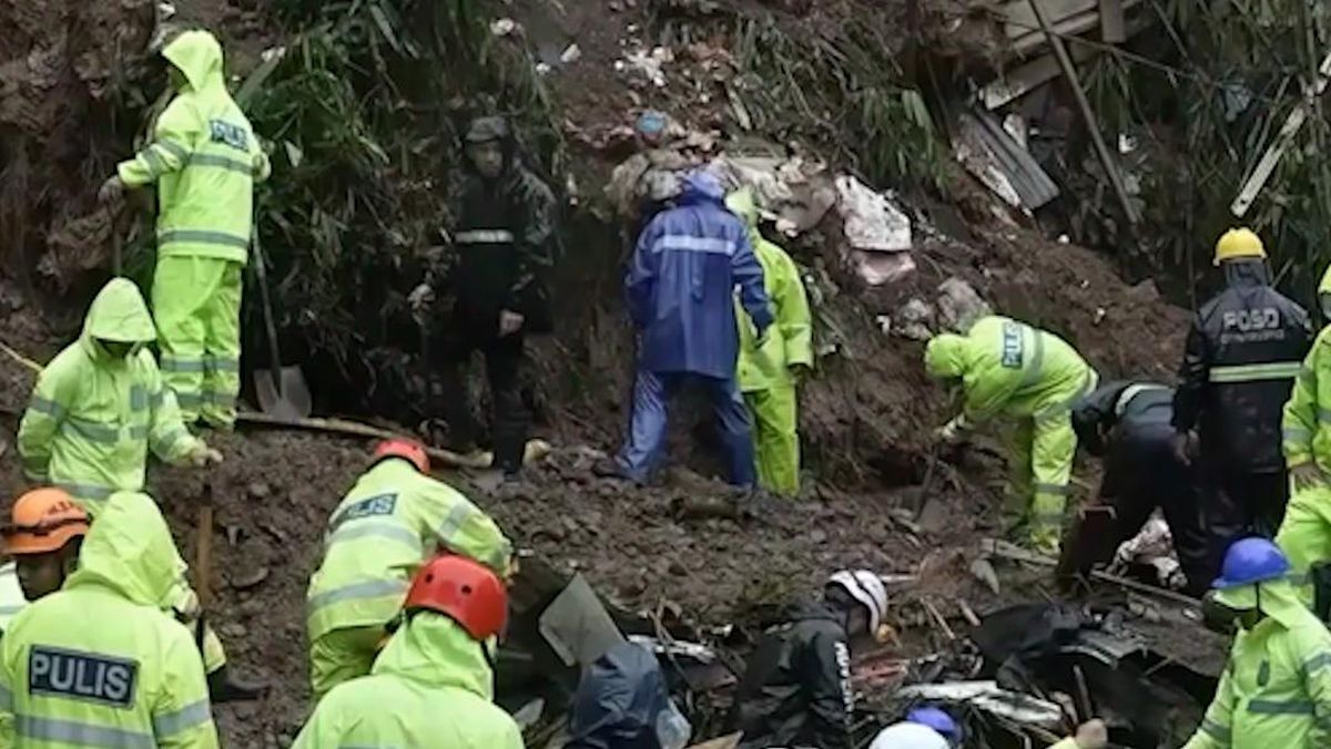 Evakuasi Longsor Imbas Hujan Deras di Baguio Filipina, 10 Orang Tewas