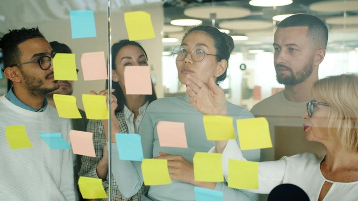 4 Zodiak yang Dikenal Jago Problem Solving, Semua Masalah Kelar!