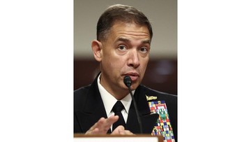 Sosok Brad Cooper, Perwira AS yang Diamuk Awak Kapal Induk USS Lincoln
