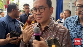Menteri Perdagangan (Mendag) Budi Santoso dalam konferensi pers di Kemendag, Jakarta Pusat, Rabu (12/8).