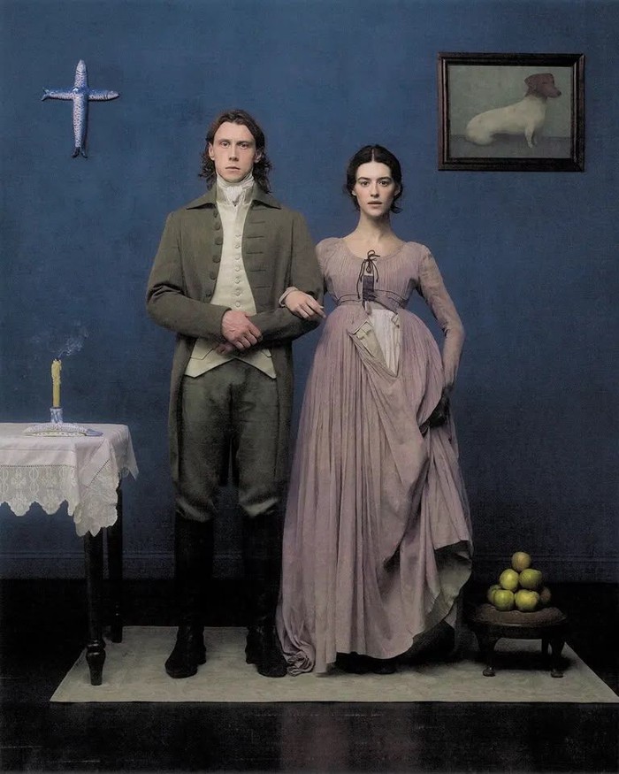 Daisy bersama lawan mainnya George MacKay yang berperan sebagai Edward Ferras, tampak serasi mengenakan kostum busana oleh Grace Snell/Foto: instagram.com/@daisyedgarjones
