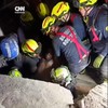 Detik-detik Pria Selamat Usai 20 Jam Terjebak Gempa Kolombia