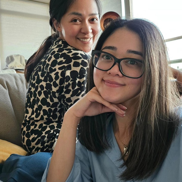 <p>Sebagai kakak, tentu saja Gracia juga mendoakan yang terbaik untuk adiknya ini. &ldquo;Sekarang jadilah seorang istri, diaku dan ibu tidak pernah berhenti untuk kamu dan Sian. Selamat sudah menjadi suami istri yang sah. Banyak sehat, banyak rezeki, banyak bahagia kalian berdua. <em>I love you, we love you</em>,&rdquo; tutupnya.&nbsp;(Foto: Instagram @graciaz14)</p>
