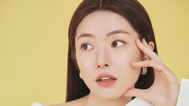 Aktris Korea Ha Young untuk glam photo The Trauma Code (2025).