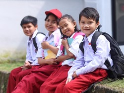 Kemendikdasmen Beri Bantuan Latih Murid Kelas 1-2 SD Belajar Menulis, Cek Caranya!