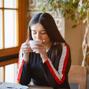 3 Minuman Terbaik di Pagi Hari yang Bikin Kulit Sehat