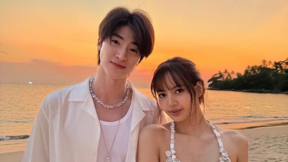 Lisa BLACKPINK Dikabarkan Pacari Aktor Thailand, Siapa Dia?