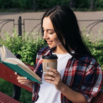 5 Rekomendasi Buku yang Dibaca Idol K-Pop