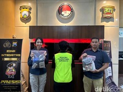 Polisi Surabaya Bongkar Produksi Tembakau Sintetis di Kos-kosan Sidoarjo
