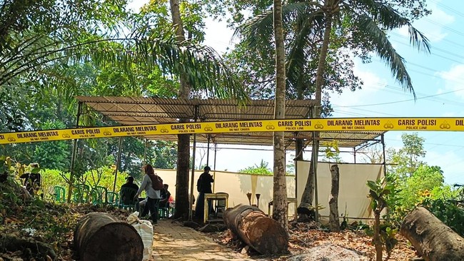 Keluarga almarhum Sutrimo menyatakan ikhlas hadapi ekshumasi makam sosok yang disebut-sebut Karumga eks Jampidsus Febrie Adriansyah.