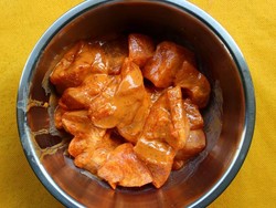 6 Kesalahan saat Marinasi Daging yang Bikin Rasanya Kurang Lezat