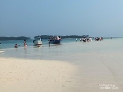 Beragam Aktivitas Seru di Pulau Pramuka yang Bikin Betah