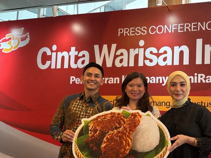 Chef Firhan Hidupkan Kembali Kenangan Masakan Nenek Lewat Perpaduan Ayam Goreng & Kari Medan