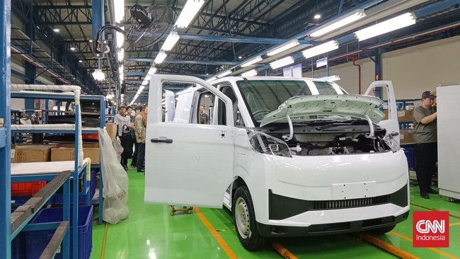 Farizon Auto resmi memulai babak baru dengan menghadirkan kendaraan komersial berbasis listrik yang telah dirakit secara lokal. Mereka menggandeng Handal Indonesia Motor (HIM) untuk proses manufaktur.