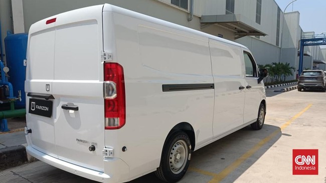 Farizon Auto resmi memulai babak baru dengan menghadirkan kendaraan komersial berbasis listrik yang telah dirakit secara lokal. Mereka menggandeng Handal Indonesia Motor (HIM) untuk proses manufaktur.