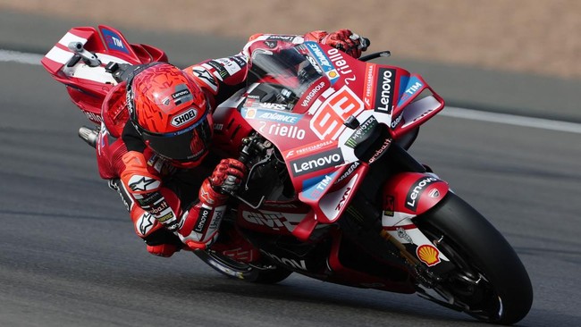 MotoGP - British Grand Prix - Silverstone Circuit, Silverstone, Britain - August 9, 2026 Ducati Lenovo Team's Marc Marquez in action during the warm up REUTERS/Paul Childs