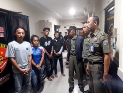 Tak Cuma Ganggu Lalin, Pak Ogah Viral di Jakbar Juga Rusak Posko Satpol PP
