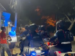 Remaja Ditusuk OTK di Tangerang, Brimob Polda Metro Bantu Evakuasi