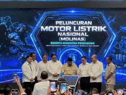 Prabowo Luncurkan Motor Listrik Nasional