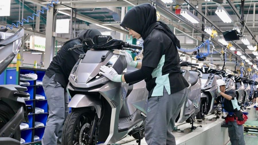 Presiden Prabowo Subianto saat aktivitas pluncuran Motor Listrik Nasional (Molinas) pada Kamis (13/8/2026). (Dok. Sekretariat Presiden)