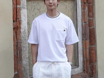Punya pengalaman casting yang unik, Jung Hae In mengaku direkrut oleh staf agensi saat sedang berbelanja di toko es krim./ foto: instagram.com/holyhaein
