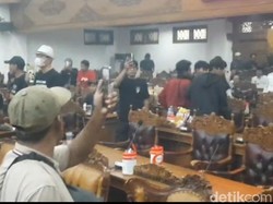 Audiensi Buntu, Anggota DPRD Pati Kompak Tinggalkan Massa AMPB