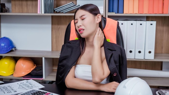 6 Tanda Kamu Sudah Terlalu Banyak Duduk, Kenali Sebelum Muncul Efek Lebih Berbahaya!