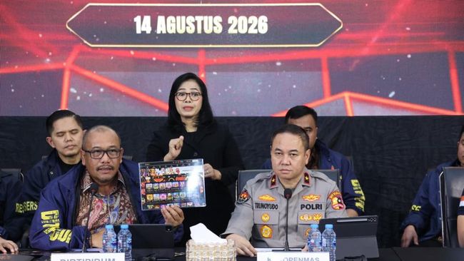 Bareskrim Polri mengungkap dua kasus tindak pidana perjudian online jaringan internasional yang beroperasi di Indonesia dan terhubung dengan jaringan di Kamboja. Dalam pengungkapan tersebut, polisi mengamankan 23 tersangka serta menyita berbagai bara