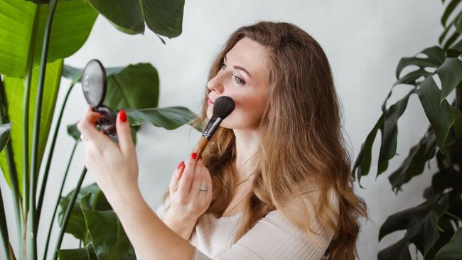 BeauPicks: 6 Rekomendasi Blush On dengan Warna Muted