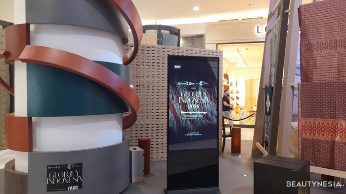 Where To Go This Weekend: Nikmati Instalasi Budaya dari Para Pengrajin Tenun di Senayan City
