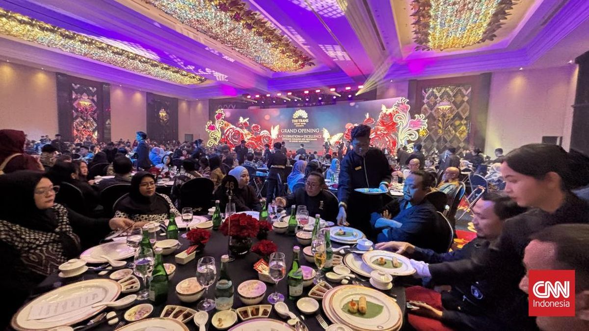 Jamuan Mewah Ala Chinese Food Warnai Grand Opening Trans Luxury Hotel