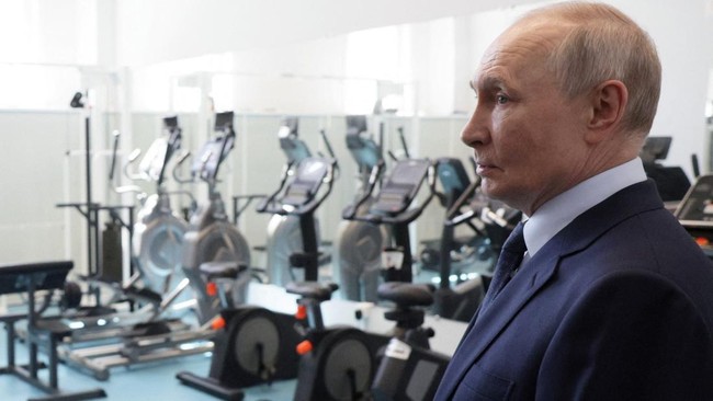 Putin Kunjungi Pulau Kuril