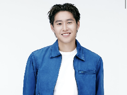 Pesepakbola Korea Lee Kang In Gabung Agensi Rosé BLACKPINK