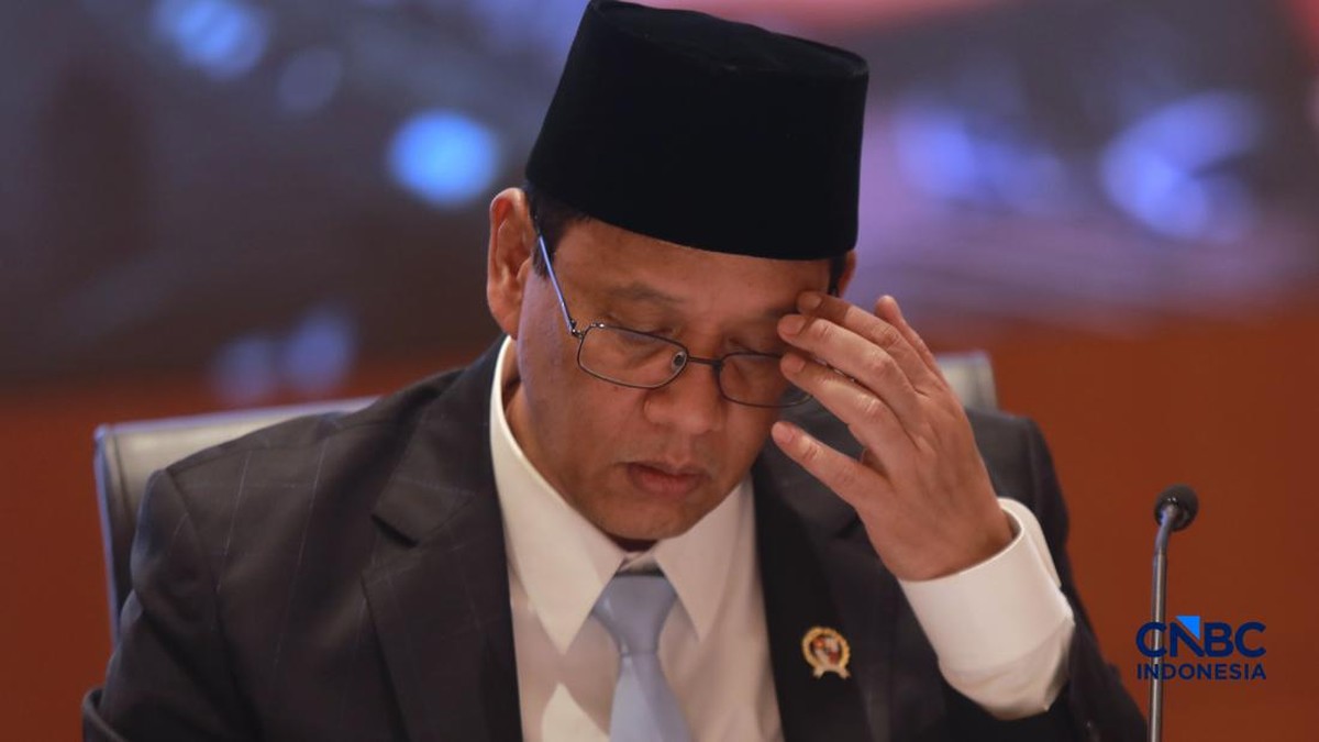 Purbaya Bongkar Utang Pajak Bisnis Baja-Bahan Bangunan China Rp10 T