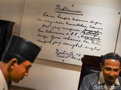 Sempat Dibuang ke Tempat Sampah, Begini Nasib Naskah Proklamasi Tulisan Bung Karno