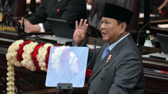Indonesia's President Prabowo Subianto delivers his annual State of the Nation Address, ahead of the country's Independence Day celebrations, in Jakarta on August 14, 2026. (Photo by BAY ISMOYO / AFP)