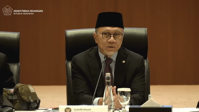Menteri Koordinator Bidang Pangan Zulkifli Hasan saat konferensi pers RAPBN & Nota Keuangan Anggaran 2027