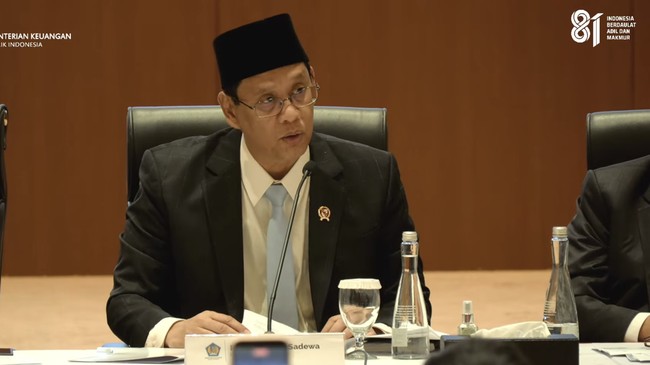 Menteri Keuangan Purbaya saat konferensi pers RAPBN & Nota Keuangan Anggaran 2027
