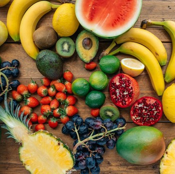 3 Rekomendasi Buah yang Bantu Turunkan Berat Badan