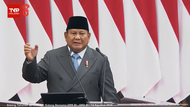 Presiden Prabowo Subianto saat berpidato di Sidang Tahunan MPR di Jakarta, Jumat (14/8).