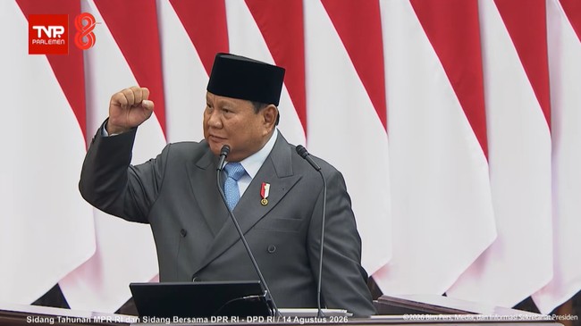 Presiden Prabowo Subianto saat berpidato di Sidang Tahunan MPR di Jakarta, Jumat (14/8).
