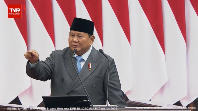 Presiden Prabowo Subianto saat berpidato di Sidang Tahunan MPR di Jakarta, Jumat (14/8).