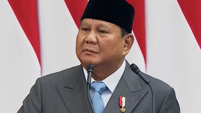 Presiden Prabowo Subianto memerintahkan Panglima TNI Jenderal Agus Subiyanto dan Kapolri Jenderal Listyo mengusut pejabat yang diduga terkait dengan keberadaan sekitar 1.000 tambang timah ilegal di Bangka Belitung.