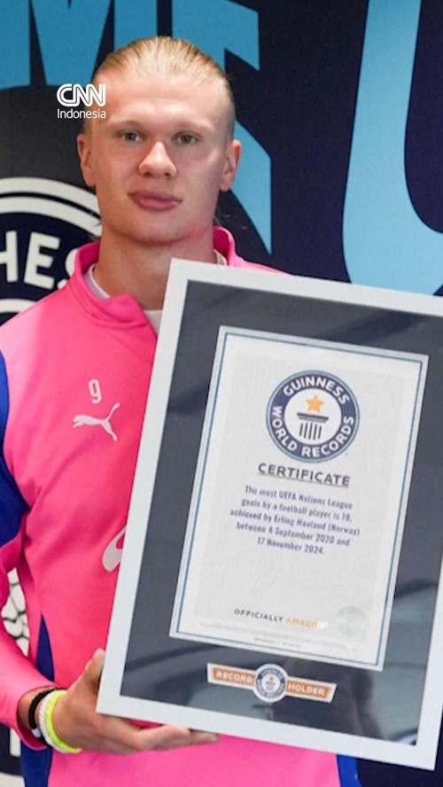 Striker Manchester City Erling Haaland menerima tujuh rekor dunia dari Guinness World Records pada Rabu (12/8).
