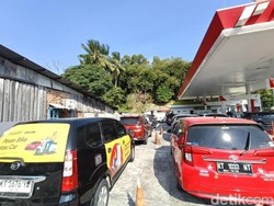 Curhat Driver Ojol Balikpapan: Antre BBM Rugi Waktu, Sudah 3 Orderan Harusnya