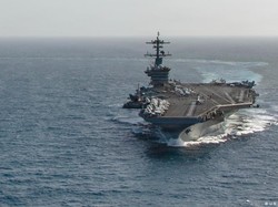 AS Bantah Kapal Induk USS Abraham Lincoln dalam Kondisi Buruk